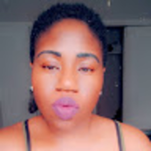 Eulanda Archer - Poshmark Profile Picture of Eulanda Archer (@eulandaarcher) on Poshmark