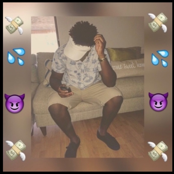 Profile Picture of Demetres Jackson (@demetresj) on Poshmark
