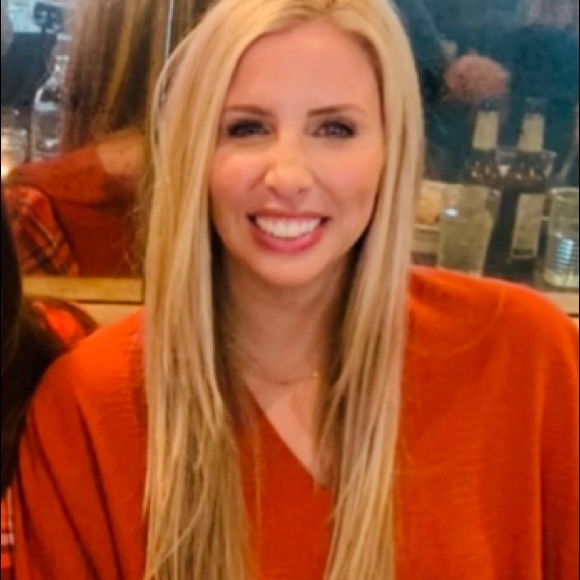Profile Picture of Lauren emily Genthner (@lemwilson) on Poshmark