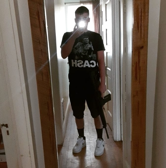 Profile Picture of Austin Kistler (@gm4ltini) on Poshmark