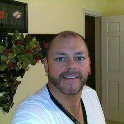 Profile Picture of Jerry Barrett (@goJMDesigns) on Twitter