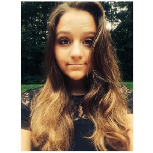 Michaela Hartig - Poshmark Profile Picture of Michaela Hartig (@pharaoh28) on Poshmark