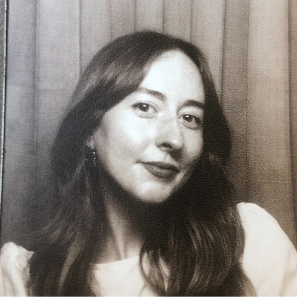 Melissa Handibode - Poshmark Profile Picture of Melissa Handibode (@m_handibode) on Poshmark