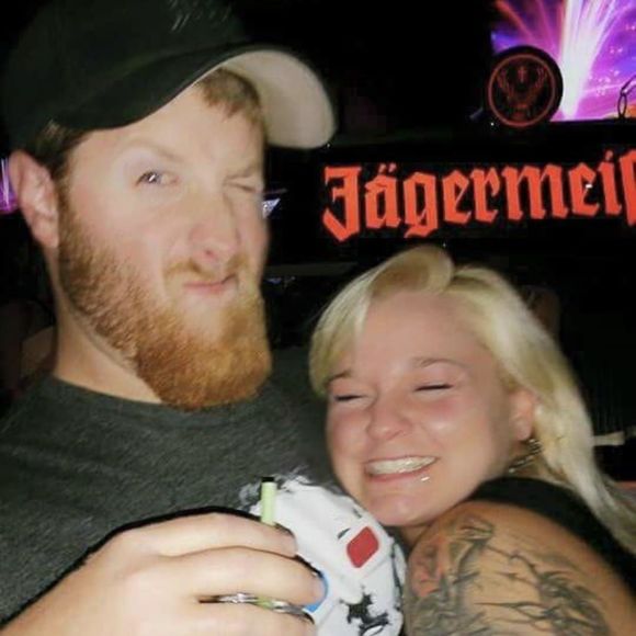 Profile Picture of Stephany Brouner (@stephanybrouner) on Poshmark