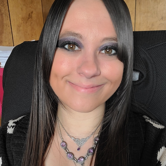 Profile Picture of Siera Fosback (@siggy96) on Poshmark