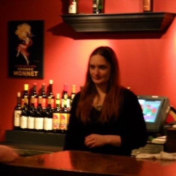 Profile Picture of Traci Witchey (@traciwitchey) on Poshmark