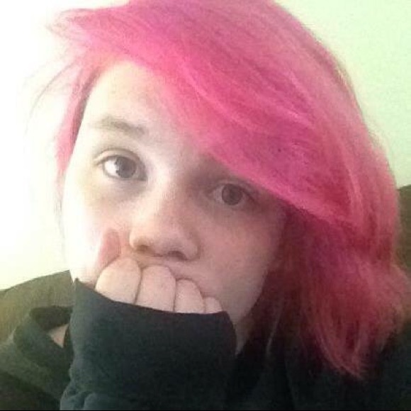 Profile Picture of Alicia Westby (@sodamyst) on Poshmark