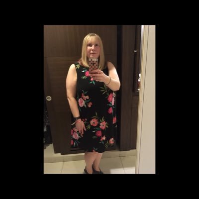 Profile Picture of Karen Matthews (@KarenMa85970503) on Twitter