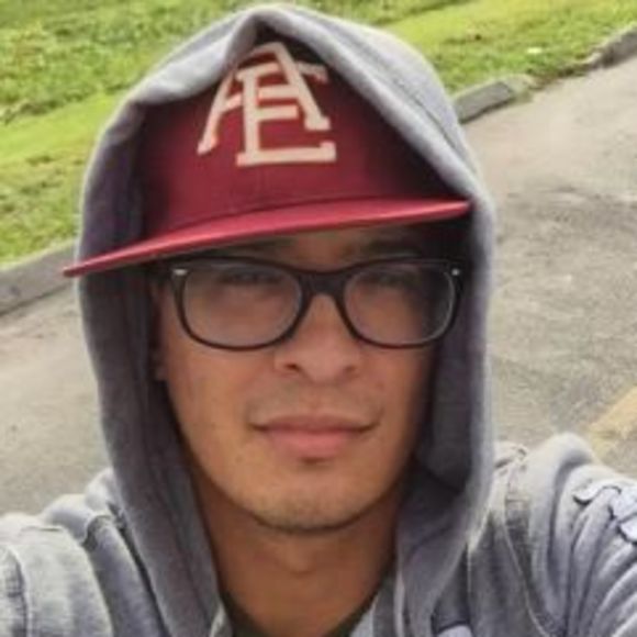 Profile Picture of Adrian Ramos (@adriancramos) on Poshmark