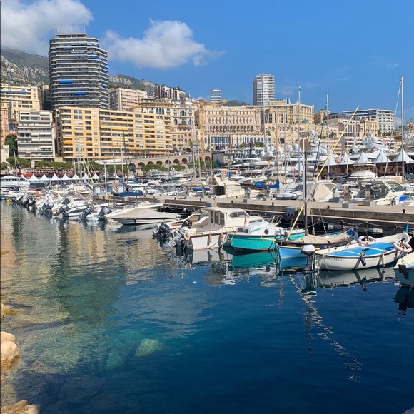 Profile Picture of Krystyna Hranek (@kryss27) on Poshmark