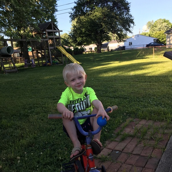 Profile Picture of Jean Eddy (@jme18209) on Poshmark