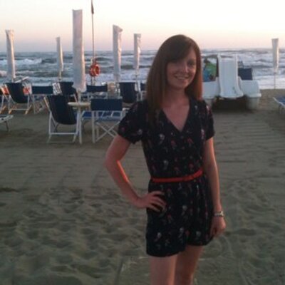 Profile Picture of Kim Barton (@kimbarton80) on Twitter