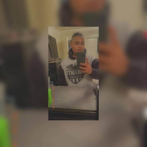 Profile Picture of Alex Bermúdez (@alecuellar447) on Poshmark