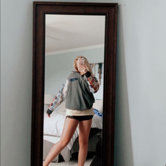 Profile Picture of Ruby Fisher (@ruby_fisher) on Poshmark
