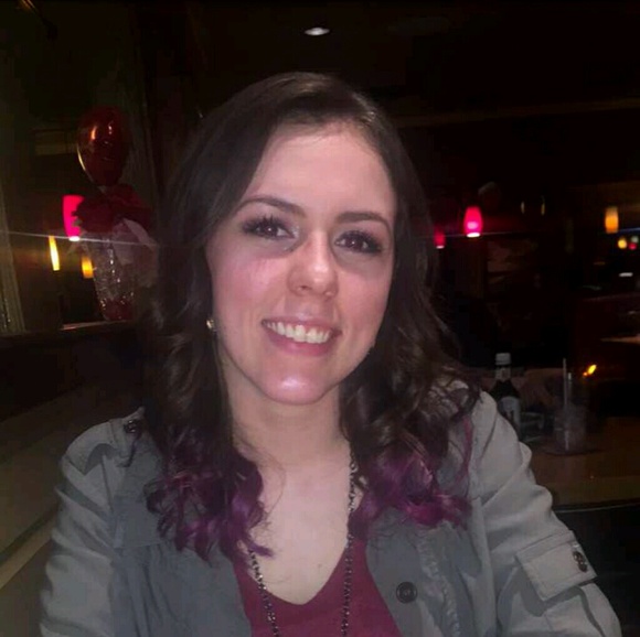 Profile Picture of Rita Bailey (@ritabailey54_) on Poshmark