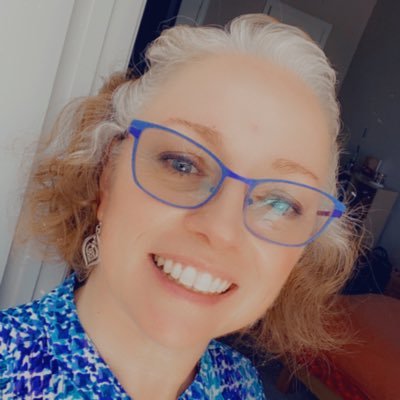 Profile Picture of Elizabeth Conn (@MamaCthatsme) on Twitter