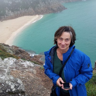 Profile Picture of Ruth Mitchell (@ruthresearch) on Twitter