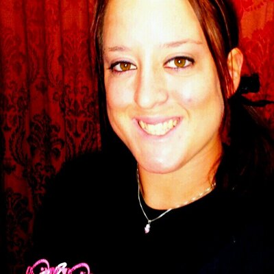 Profile Picture of Shelley Earnest (@shelley_earnest) on Twitter