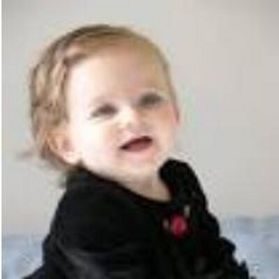 Profile Picture of Chris (@ChloeLeiper) on Twitter