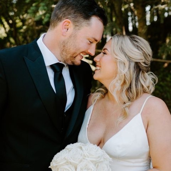 Profile Picture of Kelsie Olynyk (@kelsieolynyk) on Poshmark