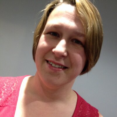 Profile Picture of Deborah Swift (@swiftsretreat) on Twitter