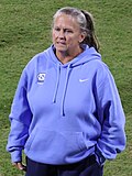 Profile Picture of Tracey Leoneon Wikipedia