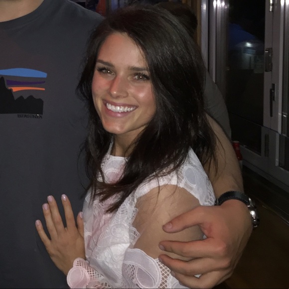 Profile Picture of Mckenna Craig (@mckennacraig93) on Poshmark