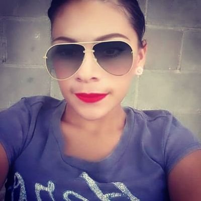 Profile Picture of Chantel Campos (@crazzy201560) on Twitter