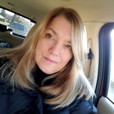 Profile Picture of Martha Berriman (@kustomgrl) on Twitter