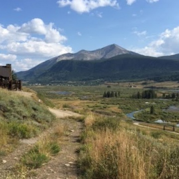 Profile Picture of Marc Zelinka (@sellmycar1967) on Poshmark