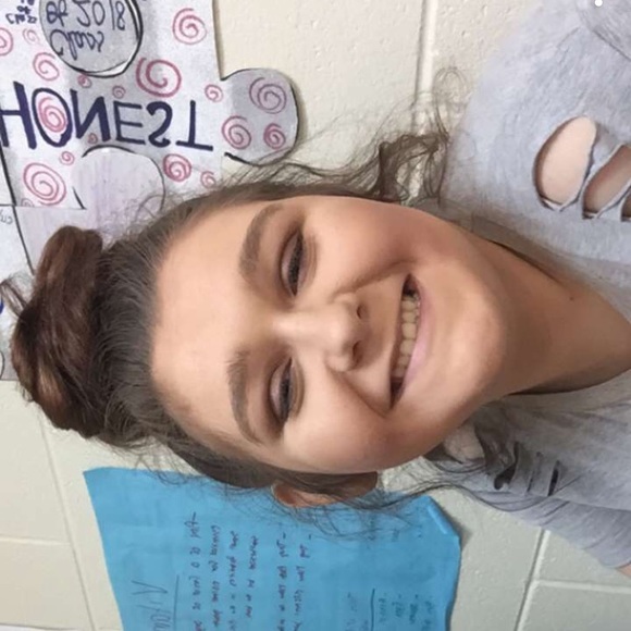 Profile Picture of Savannah Coleman (@sjadec17) on Poshmark