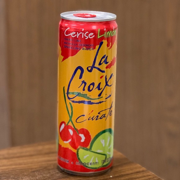 Profile Picture of Thomas Saenz (@thomas535) on Poshmark