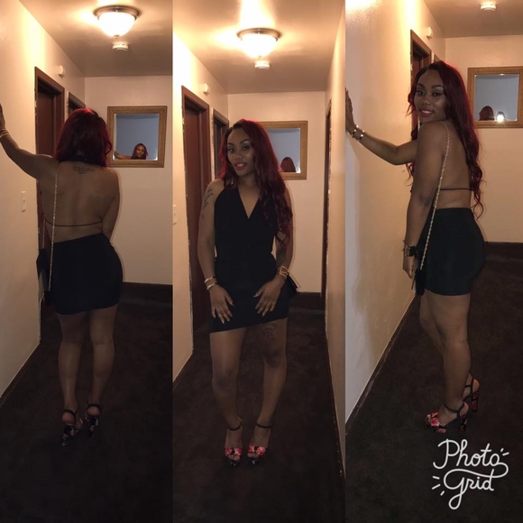 Profile Picture of Alexis Cottrell (@alexiscottrell) on Poshmark