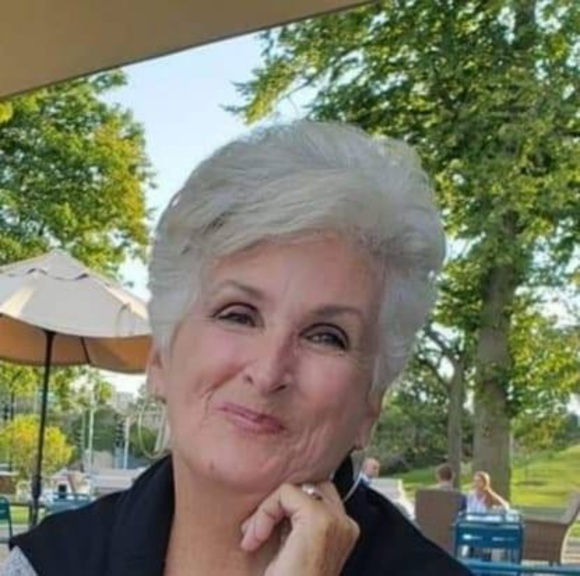 Profile Picture of Patricia Cheek (@p_cheek) on Poshmark