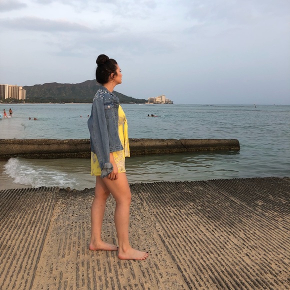 Profile Picture of Stephanie Coe (@s_coe) on Poshmark