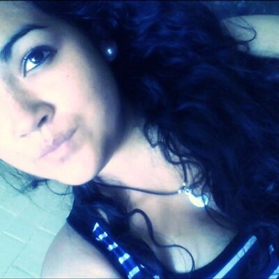 Profile Picture of Yaritza Chavez (@caronlain) on Twitter