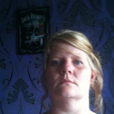 Profile Picture of Lucy Humphrey (@lucy_humphrey) on Twitter