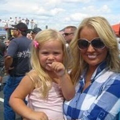 Profile Picture of Emily Maynard (@MsEmilyMaynard) on Twitter