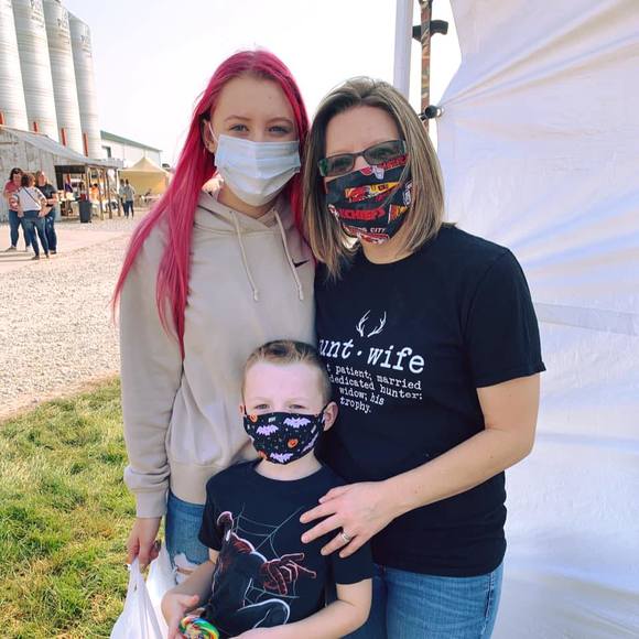 Profile Picture of Nichole Sharp (@coley33) on Poshmark