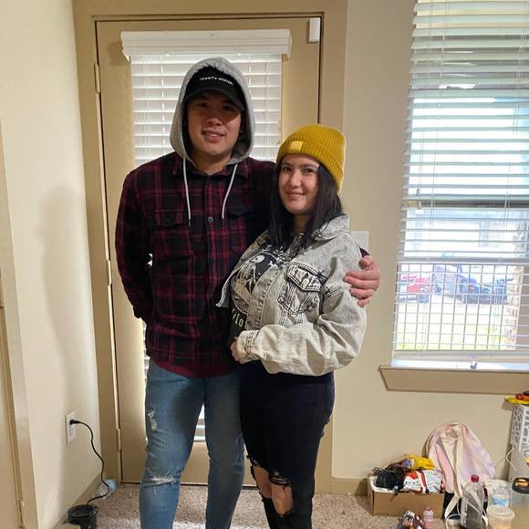 Roxanne Canovas - Poshmark Profile Picture of Roxanne Canovas (@roxycnvs) on Poshmark