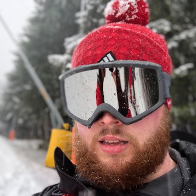 Profile Picture of Tom Thurston (@ThomasThurston1) on Twitter