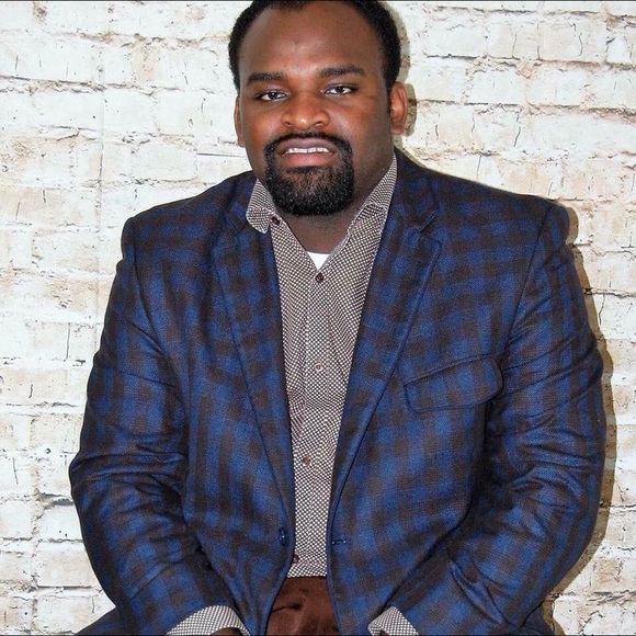 Profile Picture of Daniel Tilley (@det0430) on Poshmark