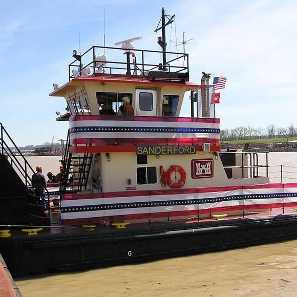 Profile Picture of Bill-jennifer Sanderford (@jennsanderford) on Poshmark