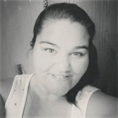 Profile Picture of Alecia Hudson-Graves (@aleciahgraves) on Twitter