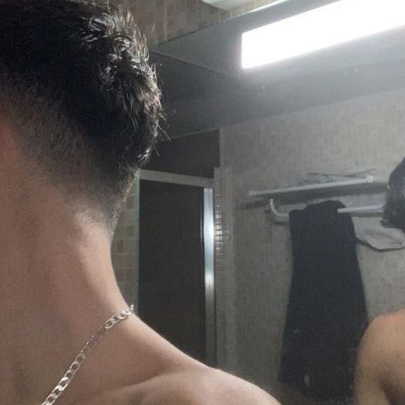 Profile Picture of David (@david_luzern) on Tiktok
