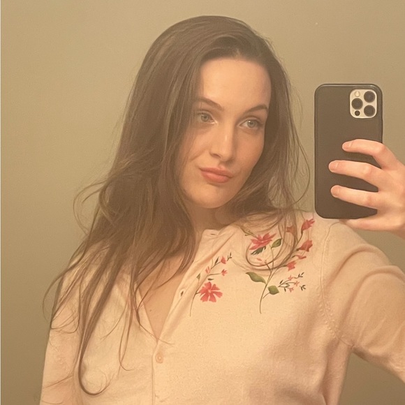 Morgan Tivnan - Poshmark Profile Picture of Morgan Tivnan (@morg666) on Poshmark