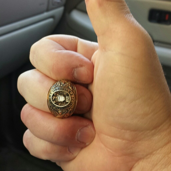 Profile Picture of Norris Hodgin (@nhodgin) on Poshmark