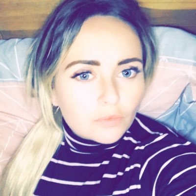 Profile Picture of Zoe Finch (@Zoefinch7) on Twitter