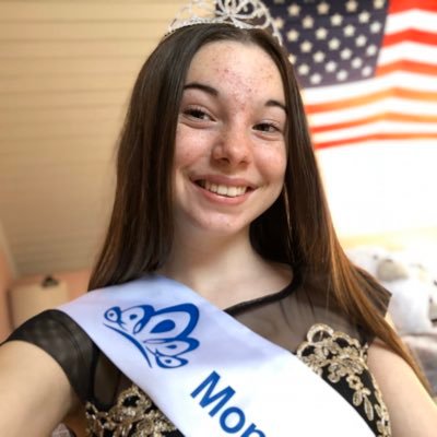 Profile Picture of Alexia Schneider (@alexiaschneide2) on Twitter