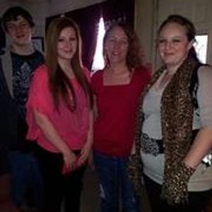 Profile Picture of Lisa Crowder (@lisa.crowder.165) on Myspace